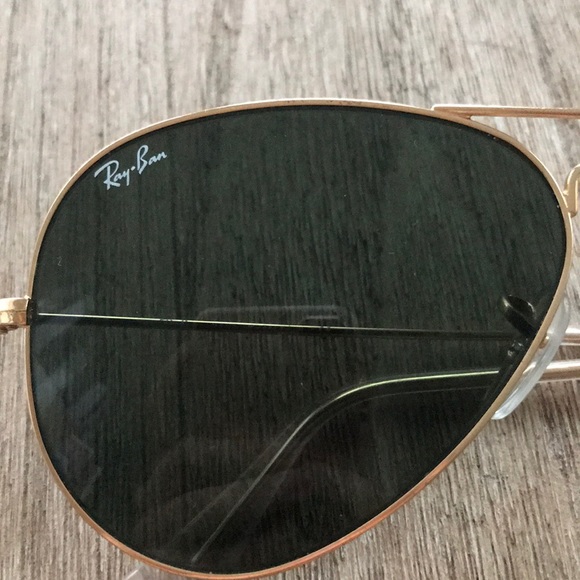 RayBan Aviators - Picture 3 of 6